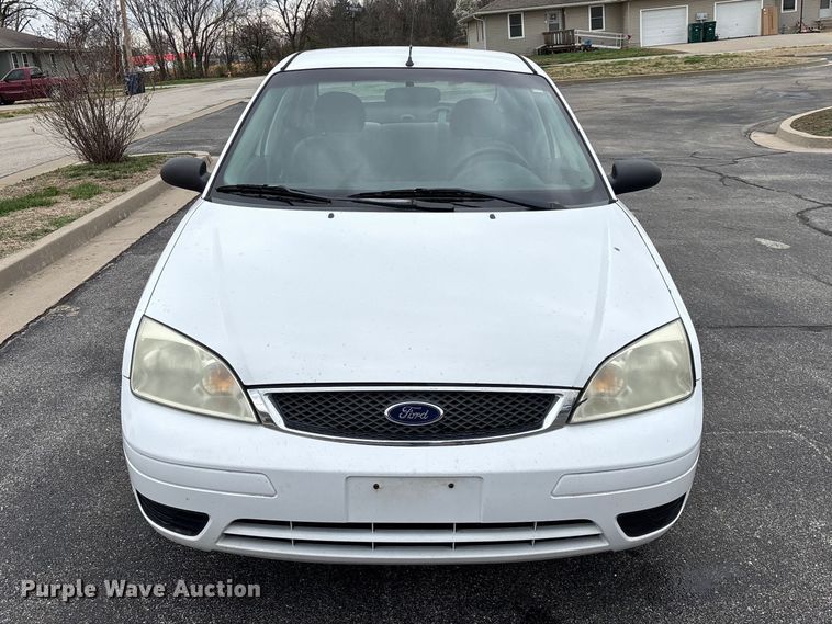 image for item FG0151 2007 Ford Focus SE SUV