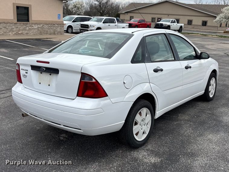 image for item FG0151 2007 Ford Focus SE SUV