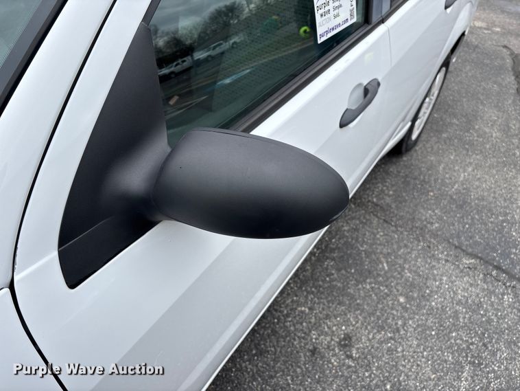 image for item FG0151 2007 Ford Focus SE SUV