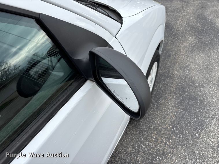 image for item FG0151 2007 Ford Focus SE SUV