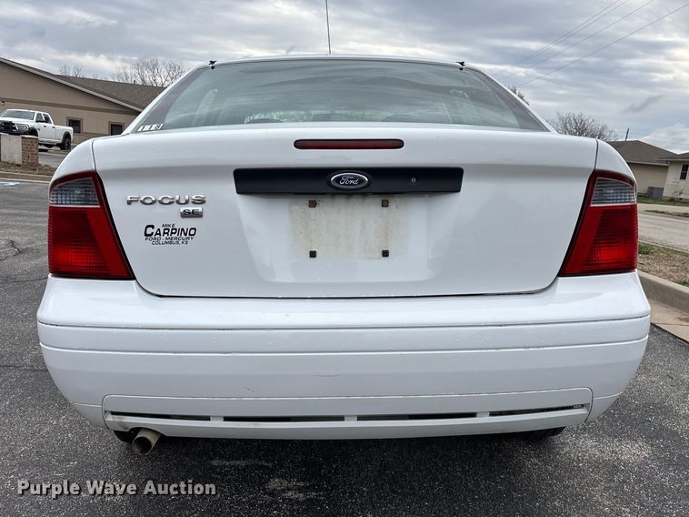 image for item FG0151 2007 Ford Focus SE SUV