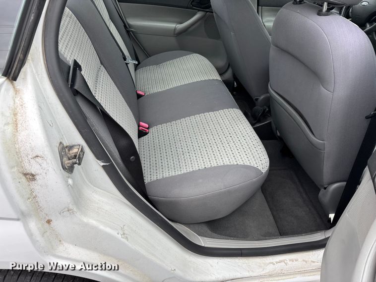 image for item FG0151 2007 Ford Focus SE SUV
