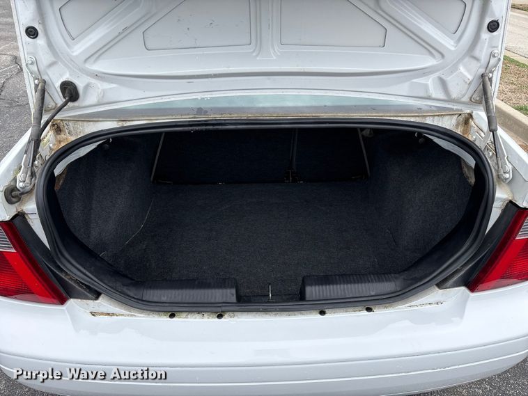 image for item FG0151 2007 Ford Focus SE SUV