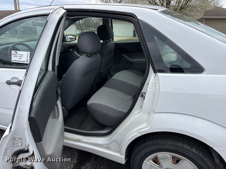 image for item FG0151 2007 Ford Focus SE SUV