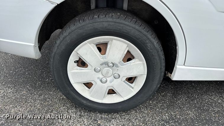 image for item FG0151 2007 Ford Focus SE SUV