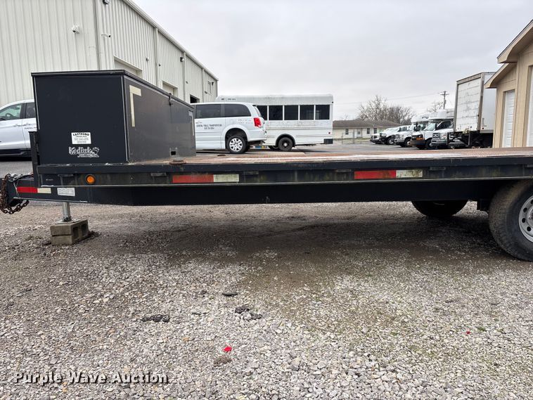 image for item FG0154 2011 Kodiak equipment trailer