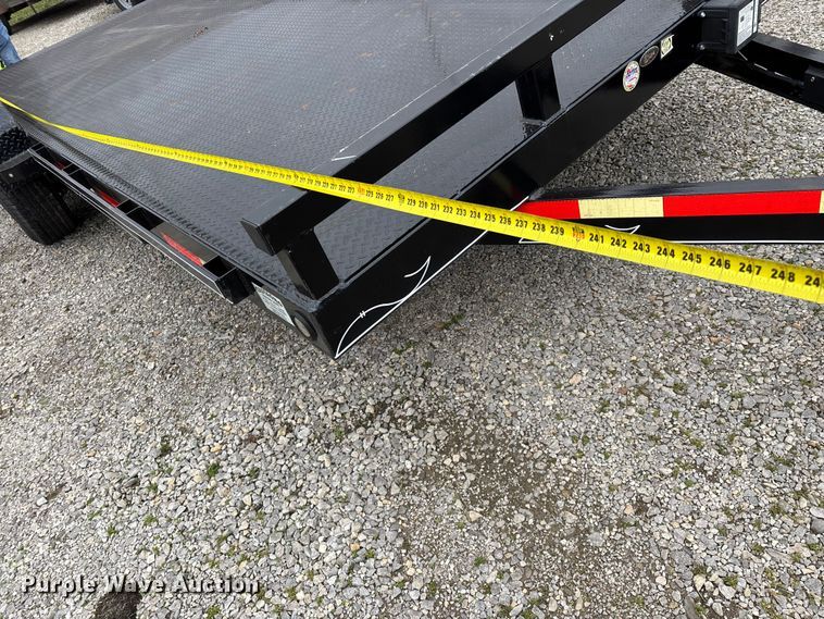 image for item FG0155 2021 Starlite  82-H185CRDV utility trailer