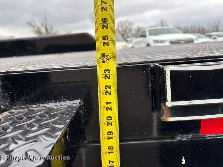 image for item FG0155 2021 Starlite  82-H185CRDV utility trailer