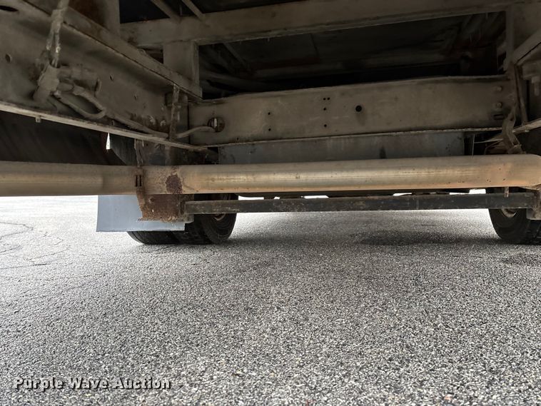 image for item FG0157 2008 Ford E350 Super Duty shuttle bus