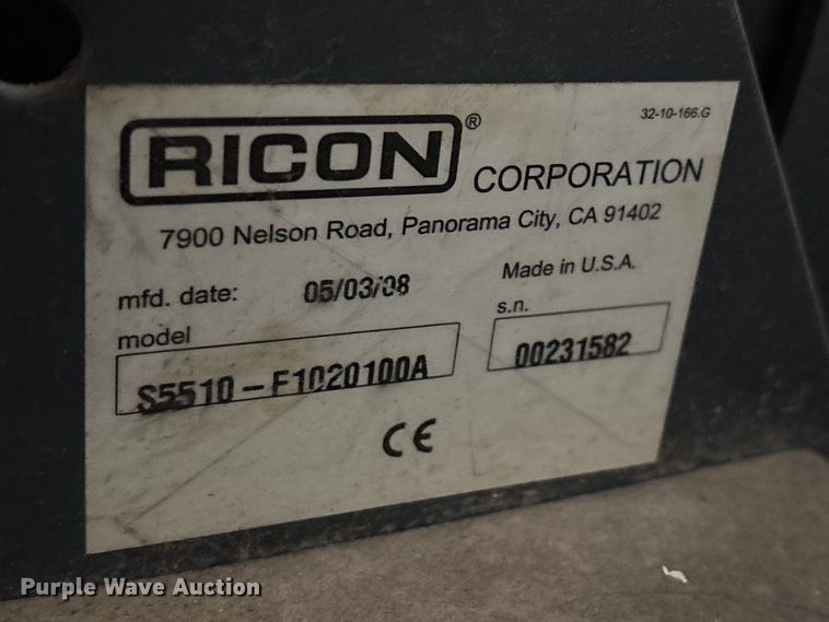 image for item FG0157 2008 Ford E350 Super Duty shuttle bus