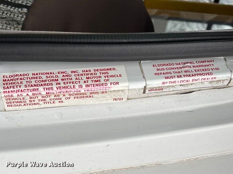 image for item FG0157 2008 Ford E350 Super Duty shuttle bus