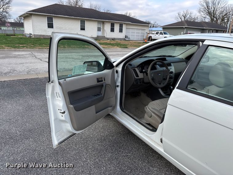 image for item FG0158 2009 Ford Focus SE 