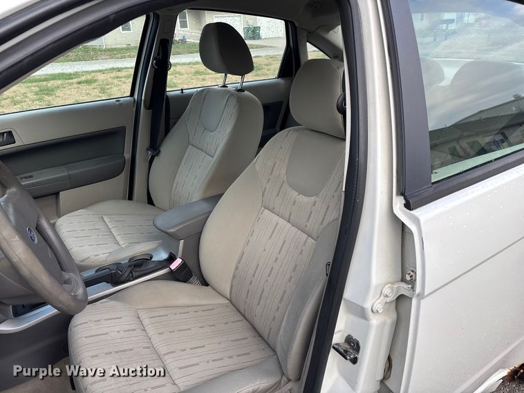 image for item FG0158 2009 Ford Focus SE 