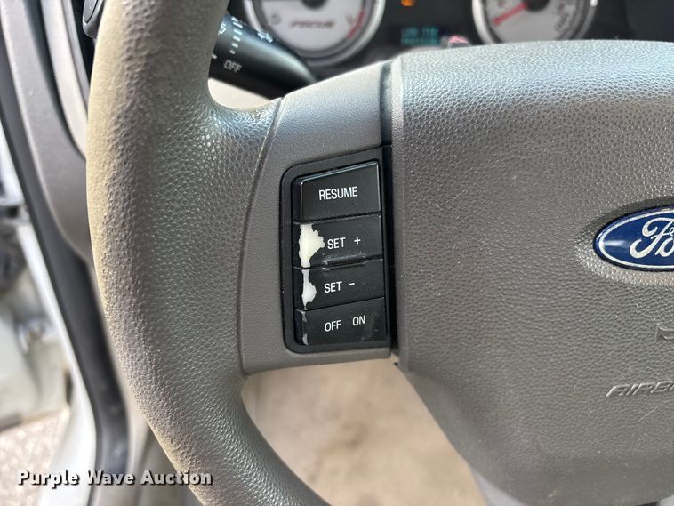 image for item FG0158 2009 Ford Focus SE 