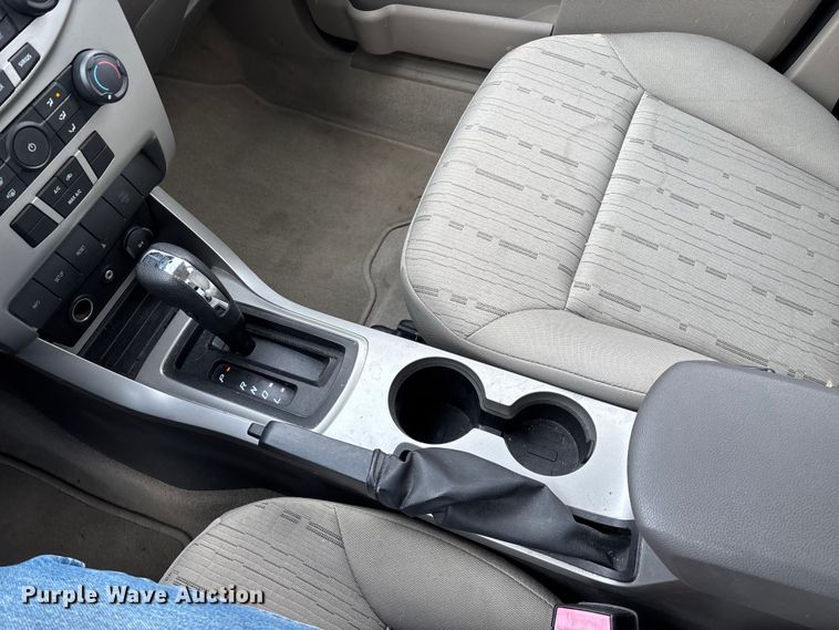 image for item FG0158 2009 Ford Focus SE 