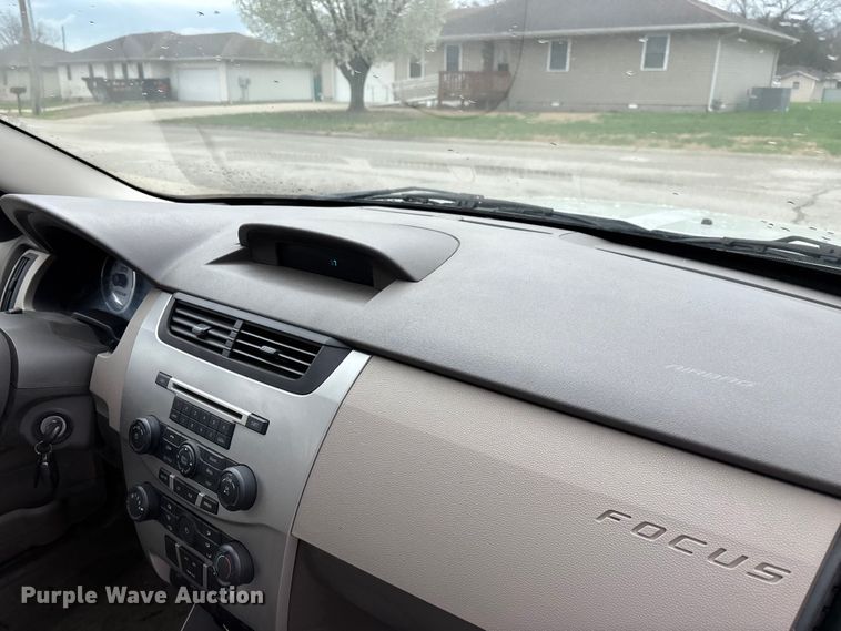 image for item FG0158 2009 Ford Focus SE 