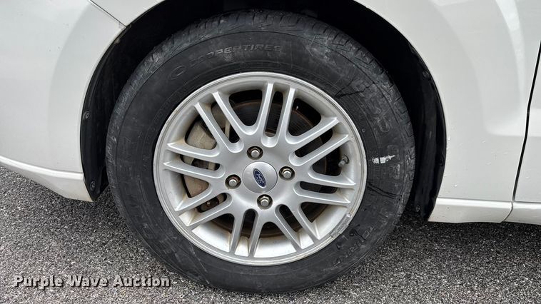image for item FG0158 2009 Ford Focus SE 
