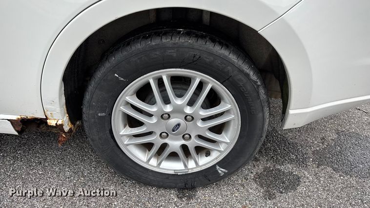 image for item FG0158 2009 Ford Focus SE 
