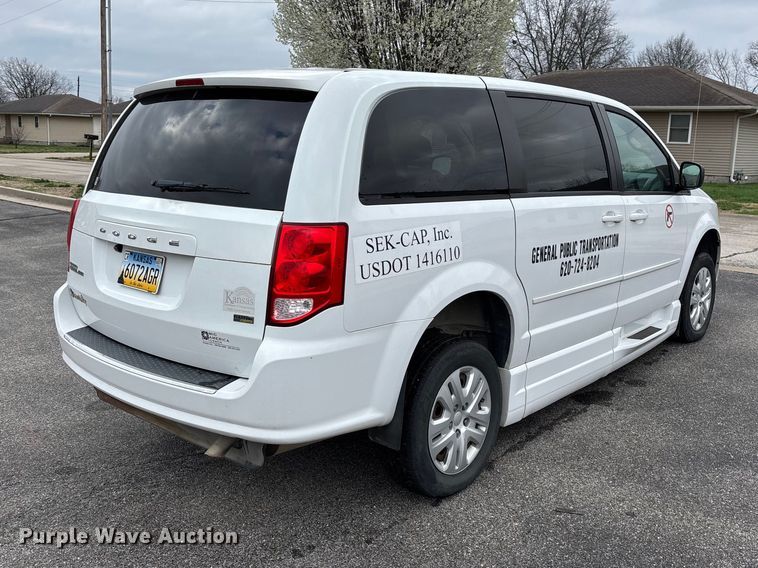 image for item FG0159 2015 Dodge Grand Caravan handicap accessible van