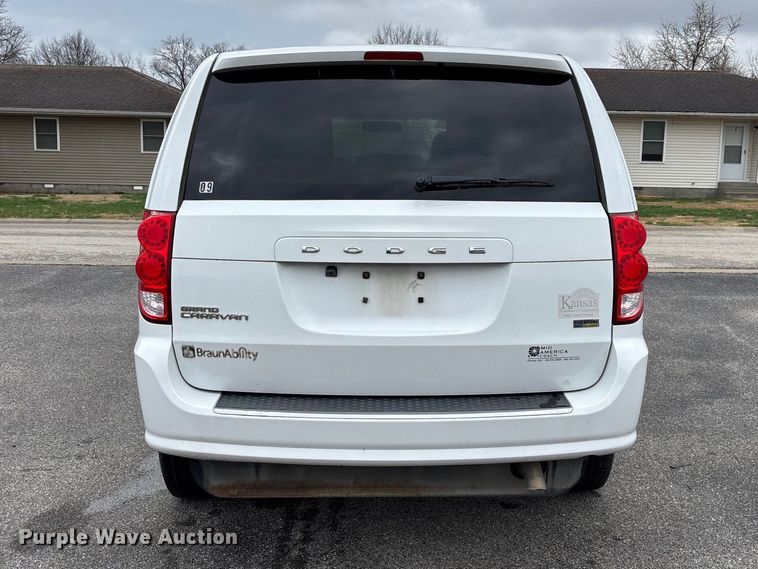 image for item FG0159 2015 Dodge Grand Caravan handicap accessible van