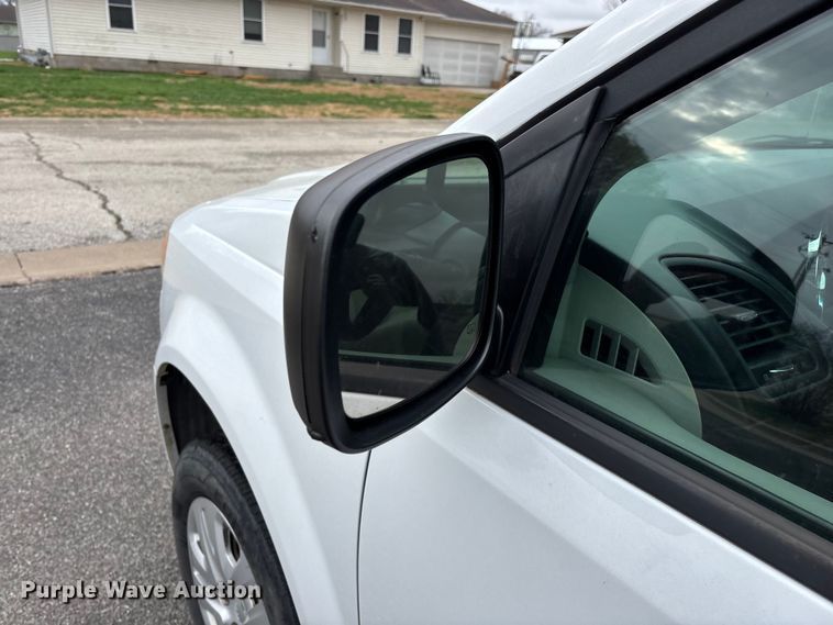 image for item FG0159 2015 Dodge Grand Caravan handicap accessible van