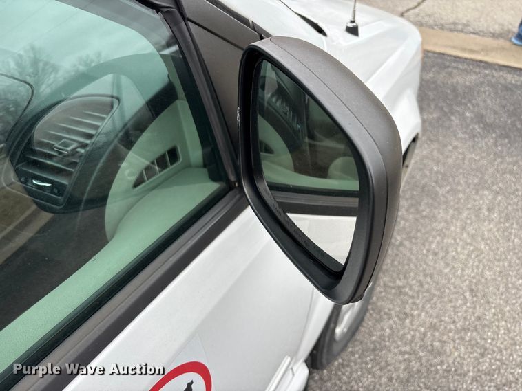 image for item FG0159 2015 Dodge Grand Caravan handicap accessible van