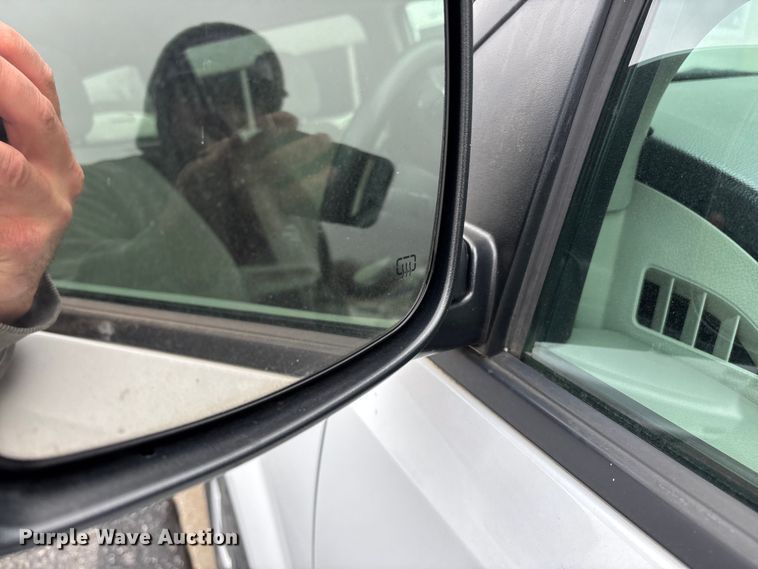 image for item FG0159 2015 Dodge Grand Caravan handicap accessible van