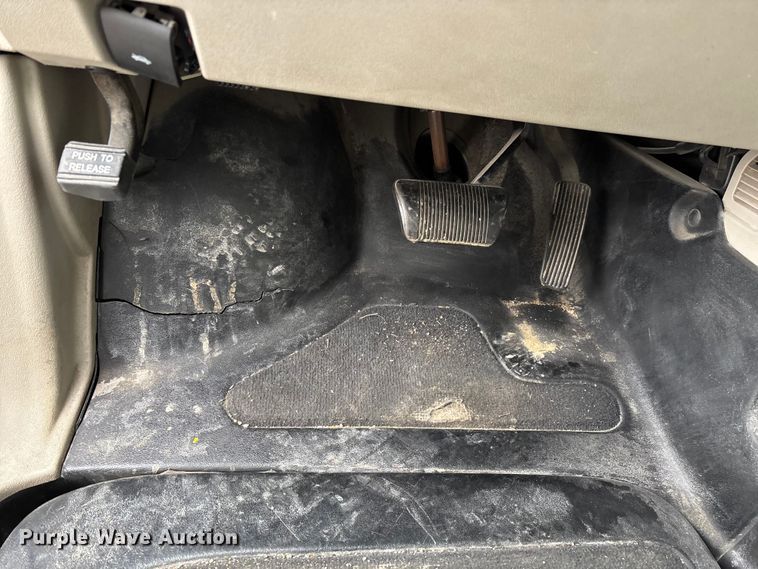 image for item FG0159 2015 Dodge Grand Caravan handicap accessible van