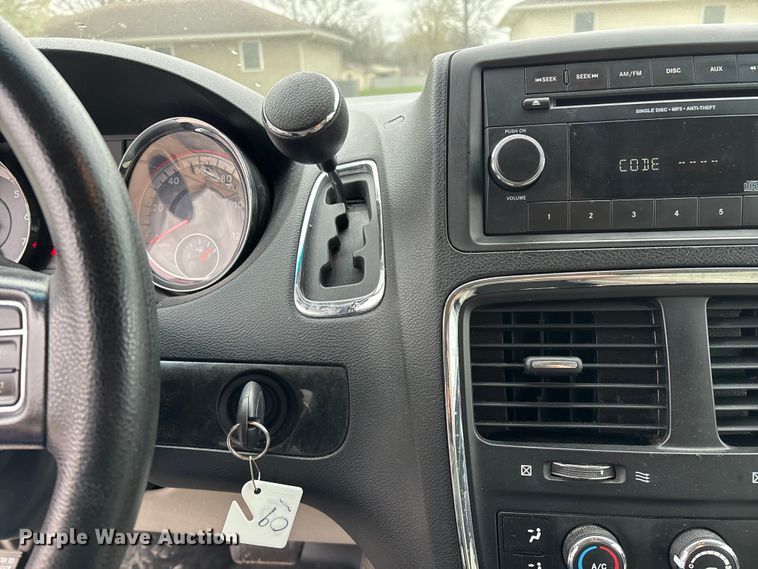 image for item FG0159 2015 Dodge Grand Caravan handicap accessible van