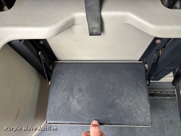 image for item FG0159 2015 Dodge Grand Caravan handicap accessible van