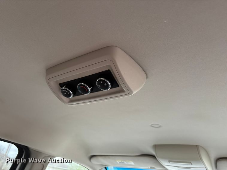 image for item FG0159 2015 Dodge Grand Caravan handicap accessible van