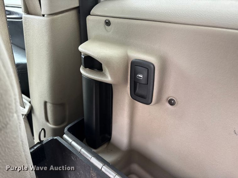 image for item FG0159 2015 Dodge Grand Caravan handicap accessible van