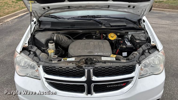 image for item FG0159 2015 Dodge Grand Caravan handicap accessible van