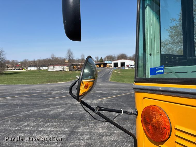 image for item FG0162 2007 Blue Bird All American school bus