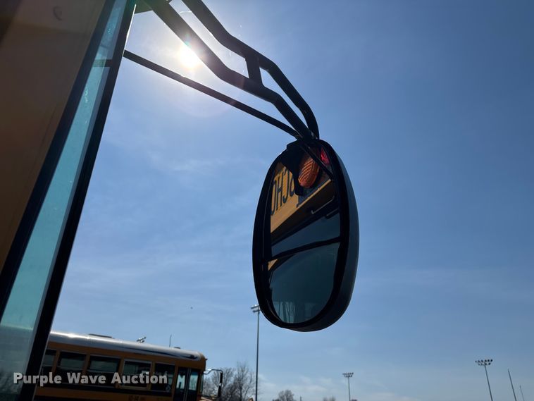 image for item FG0162 2007 Blue Bird All American school bus