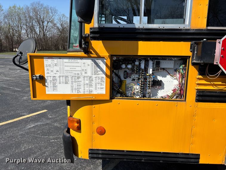 image for item FG0162 2007 Blue Bird All American school bus