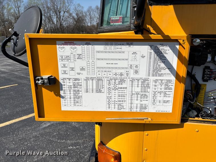 image for item FG0162 2007 Blue Bird All American school bus