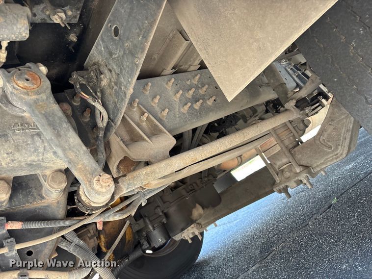 image for item FG0162 2007 Blue Bird All American school bus