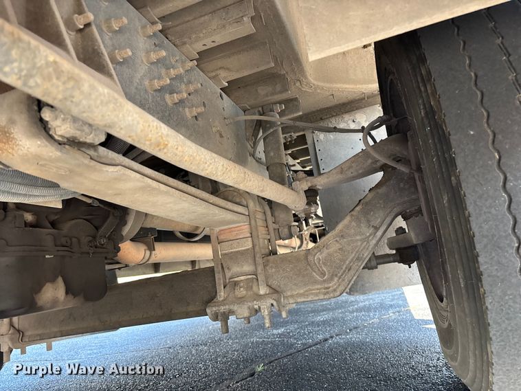 image for item FG0162 2007 Blue Bird All American school bus