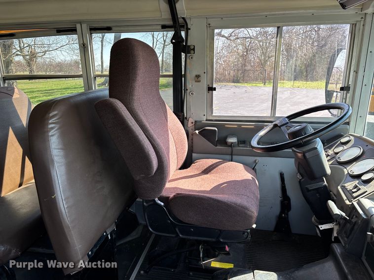 image for item FG0162 2007 Blue Bird All American school bus