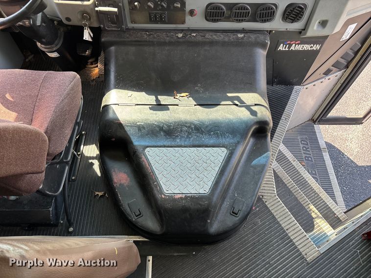 image for item FG0162 2007 Blue Bird All American school bus