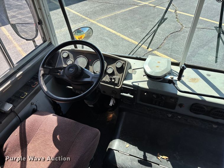 image for item FG0162 2007 Blue Bird All American school bus