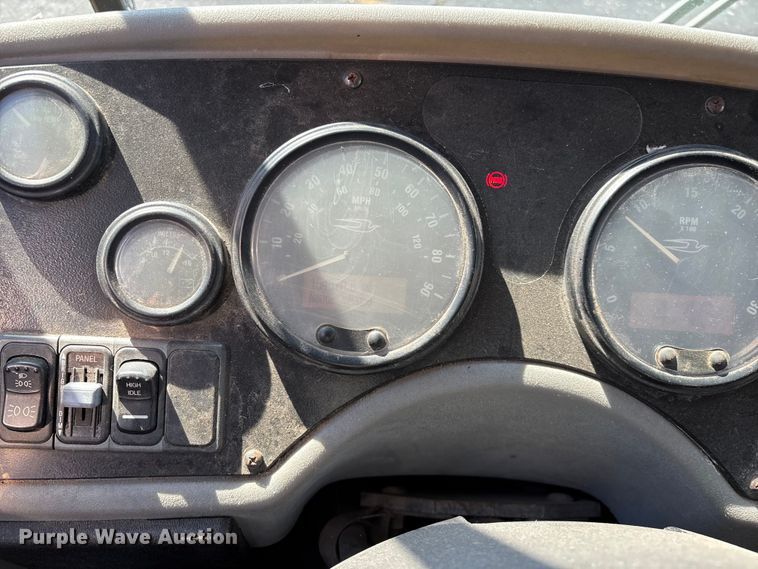 image for item FG0162 2007 Blue Bird All American school bus