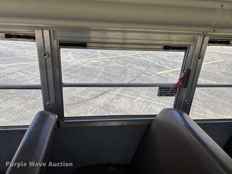 image for item FG0162 2007 Blue Bird All American school bus