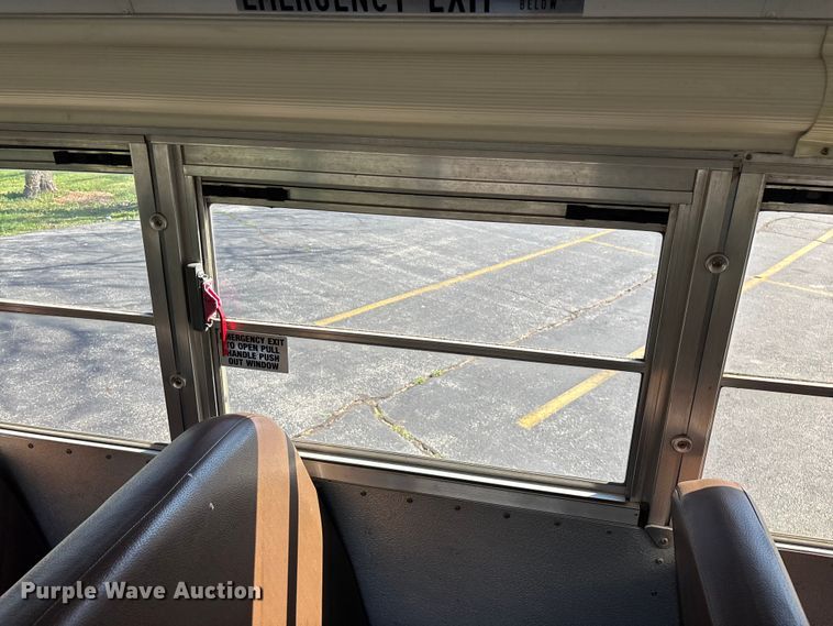 image for item FG0162 2007 Blue Bird All American school bus