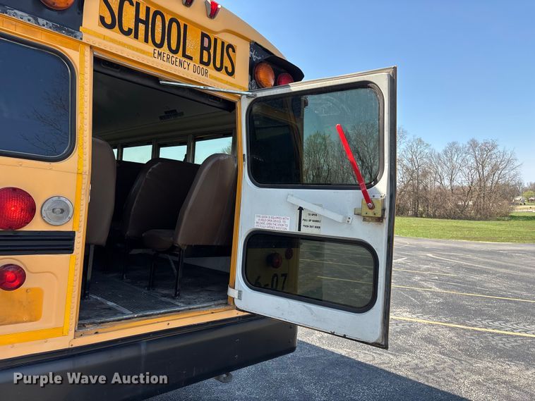 image for item FG0162 2007 Blue Bird All American school bus