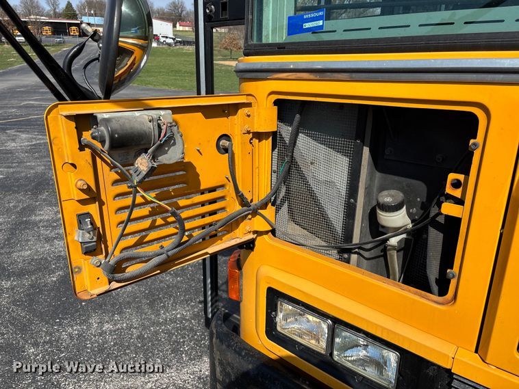 image for item FG0162 2007 Blue Bird All American school bus