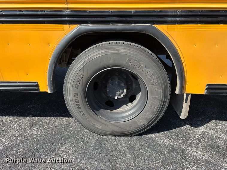 image for item FG0162 2007 Blue Bird All American school bus