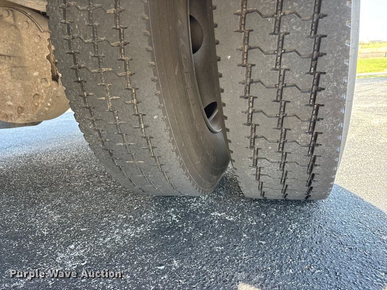 image for item FG0162 2007 Blue Bird All American school bus