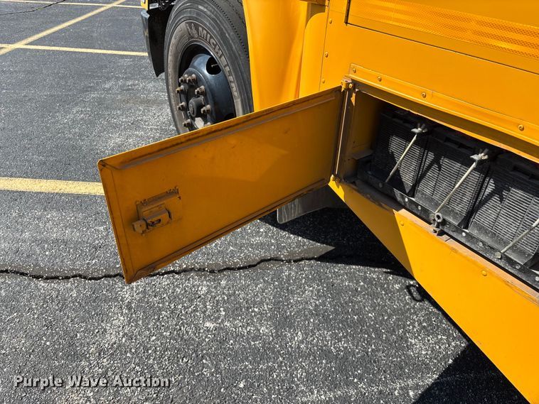 image for item FG0163 2009 Blue Bird Vision school bus